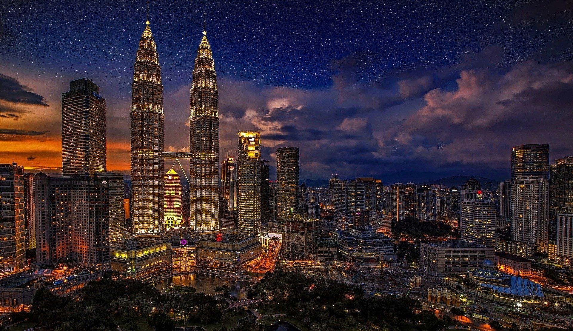 Everything You Need to Know about Running Payroll in Malaysia