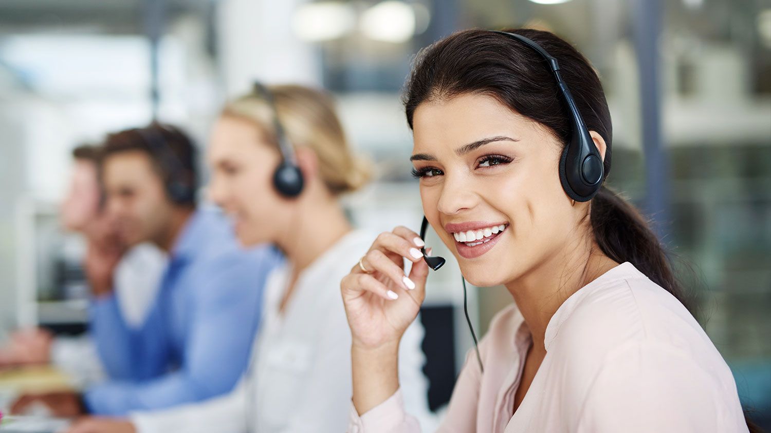 What are the Different Types of Customer Service Roles?
