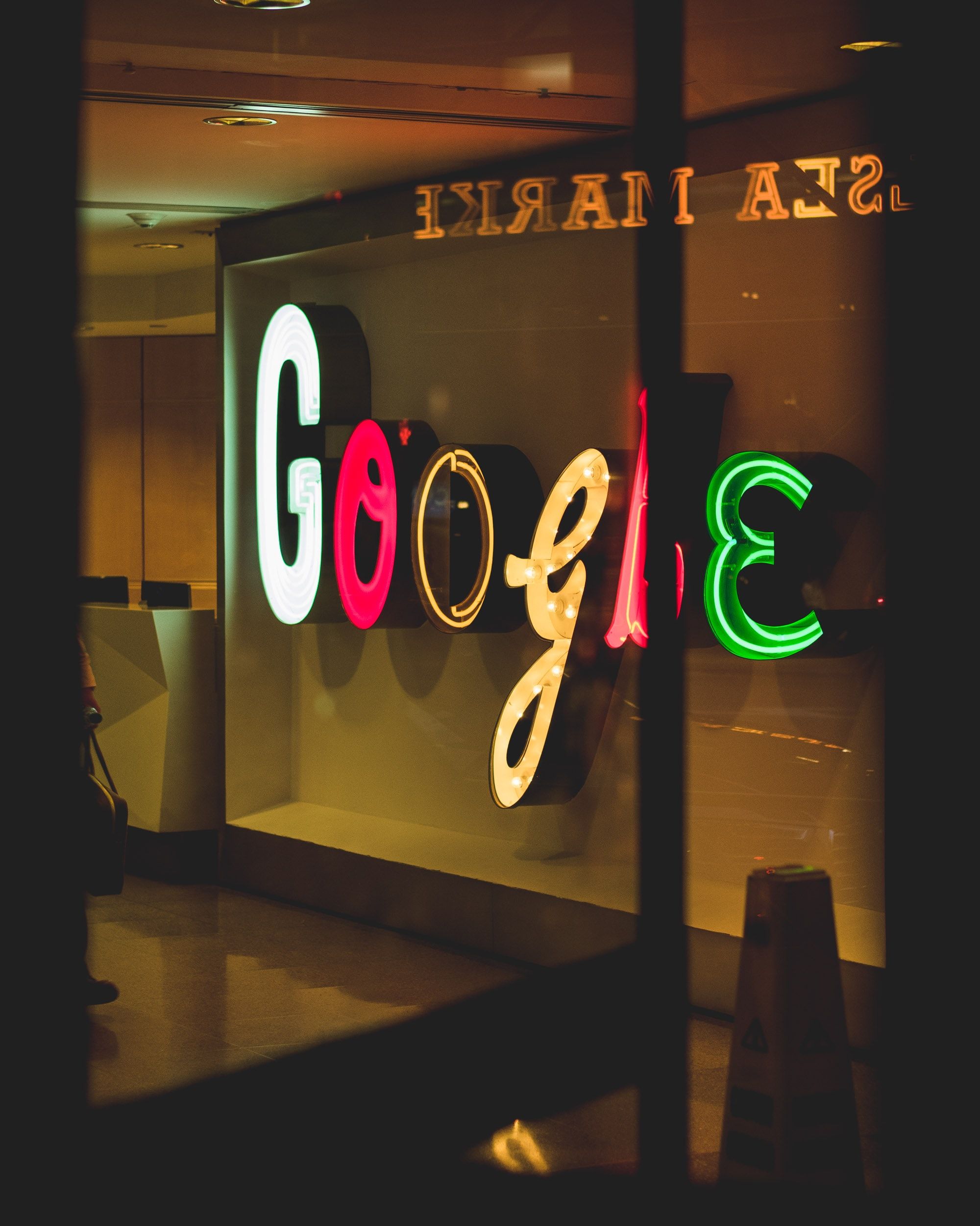 Corporate Branding by Google