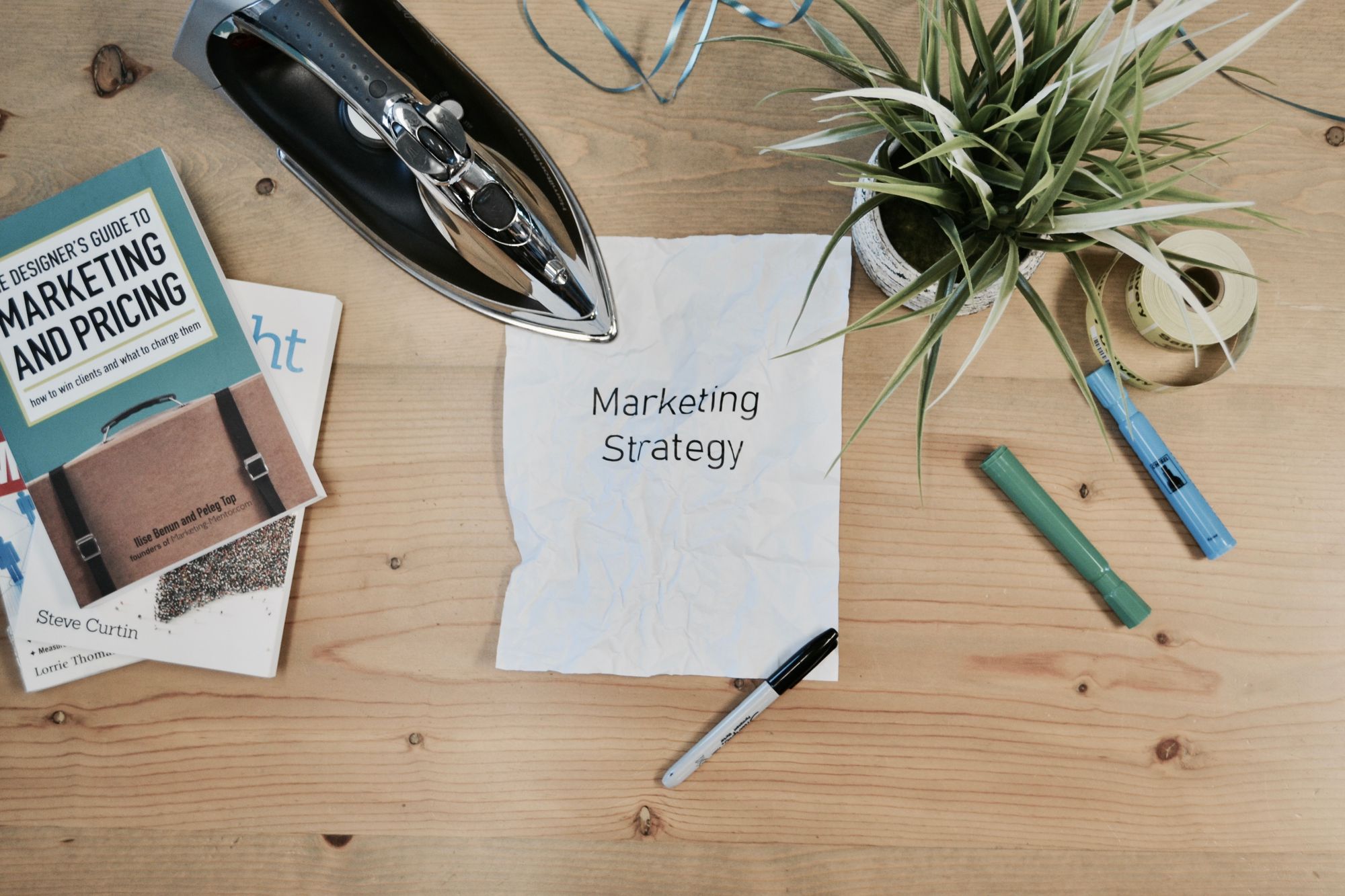 A Detailed Guide to Marketing Strategy in 2022
