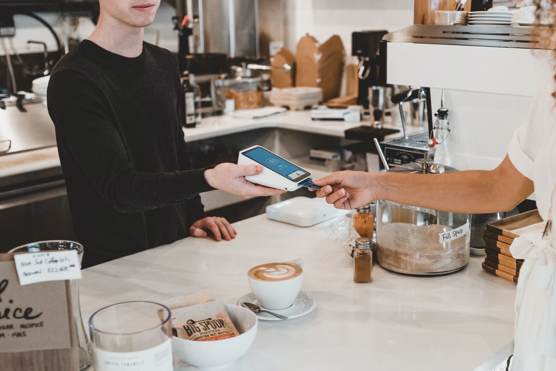 5 Best Credit Card Processing Companies For 2022 - Features and Advantages