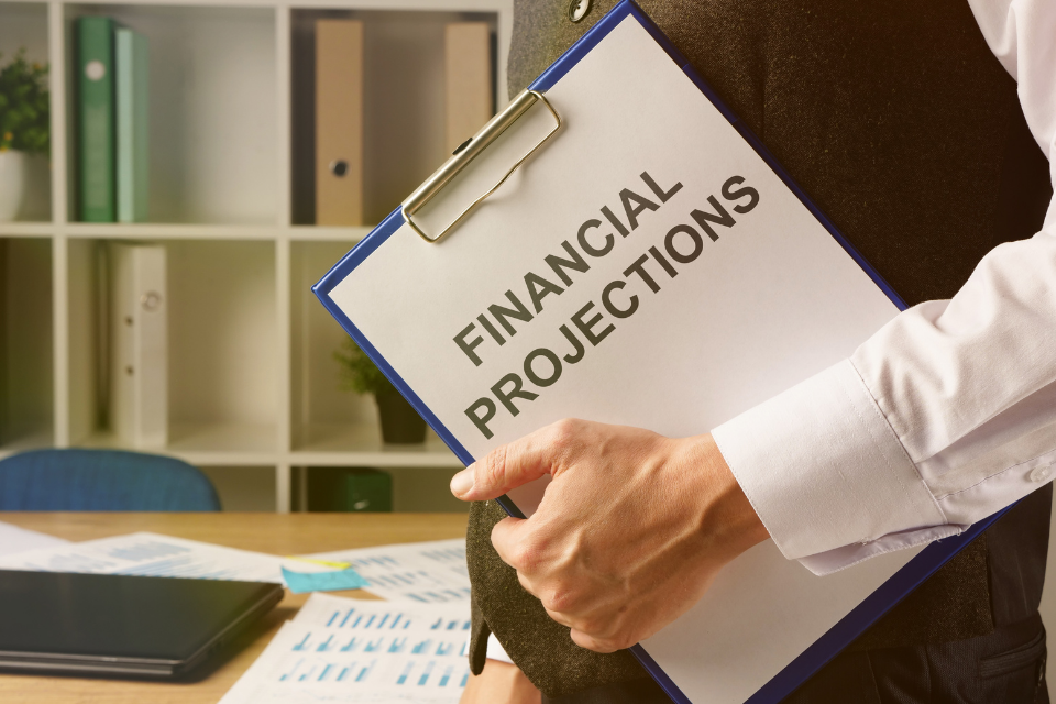 How to make Financial Projections for Business?