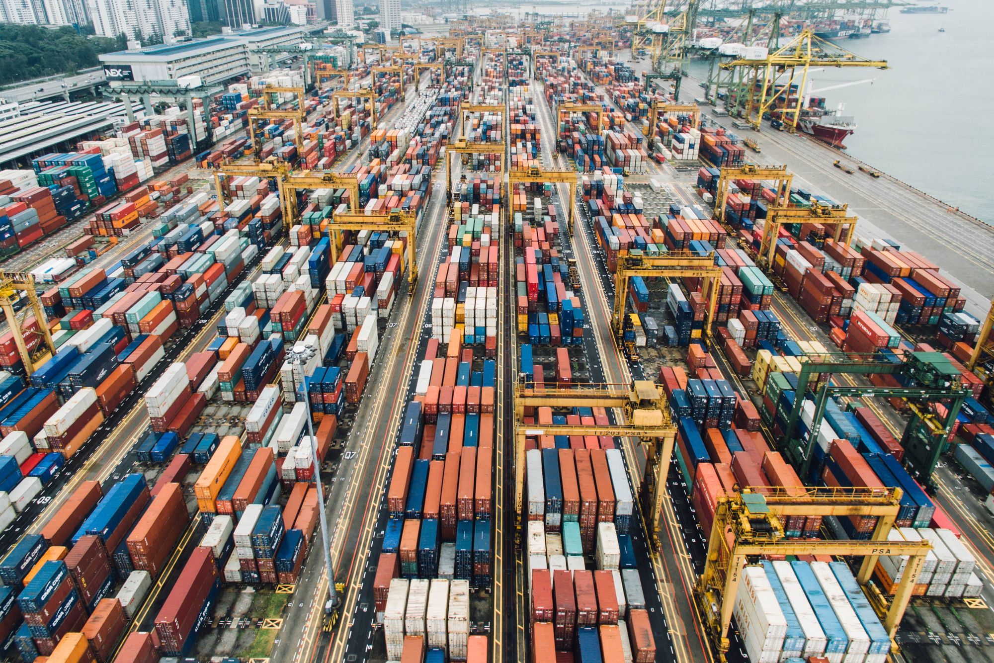 Turn Your Supply Chain Into A Competitive Advantage: 4 Insights from Industry Leaders