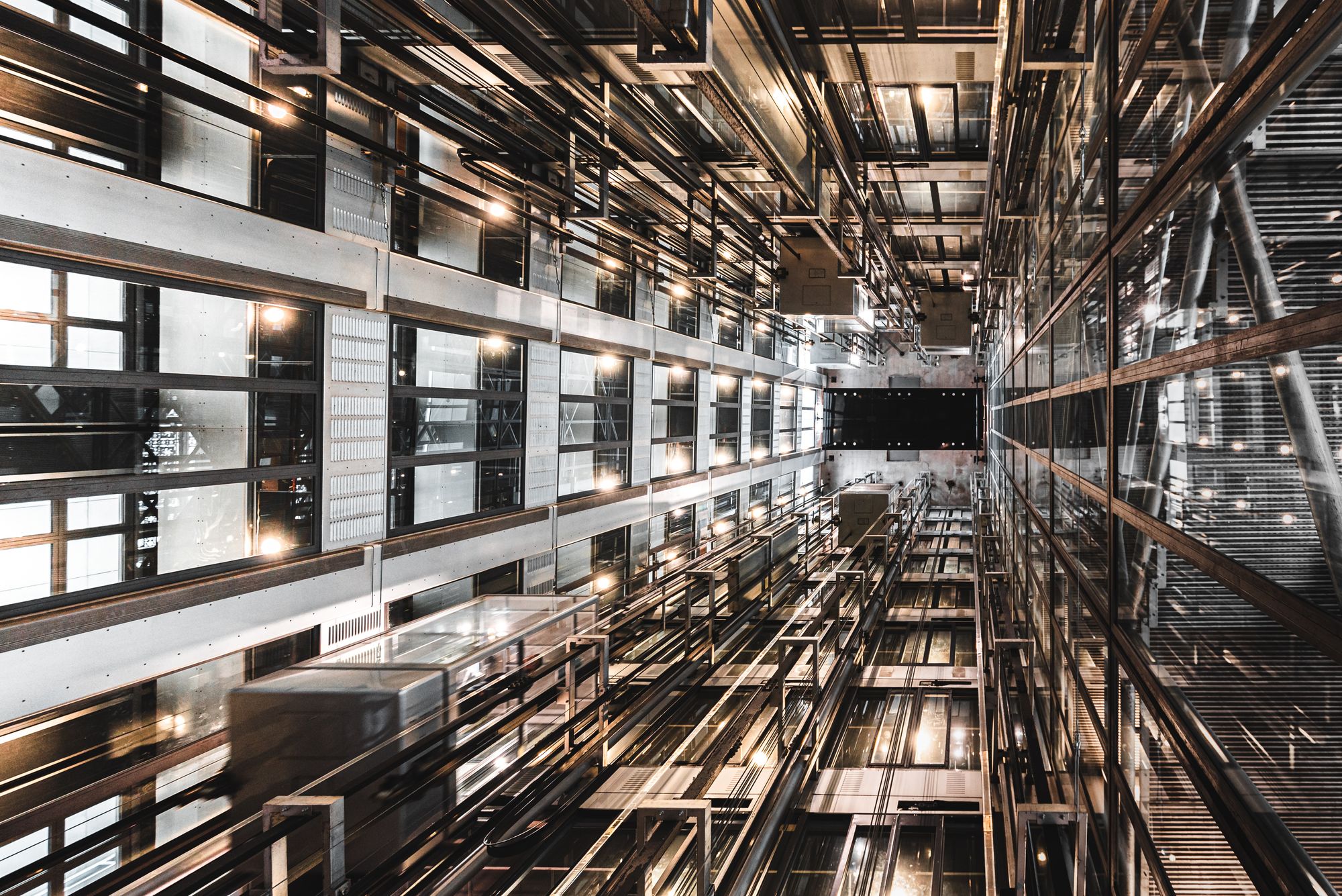 Maximizing Warehouse Efficiency: Key Inventory Control Strategies