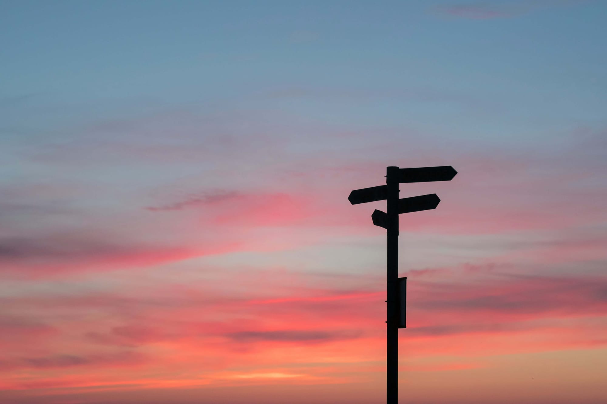 Top 15 Decision-Making Mistakes Leaders Make (And How to Avoid Them)