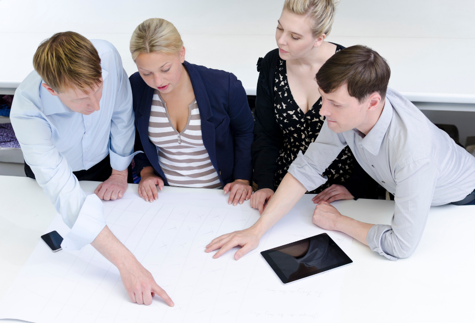 4 Ways to Spot Employees Who Will Thrive in a Small Team